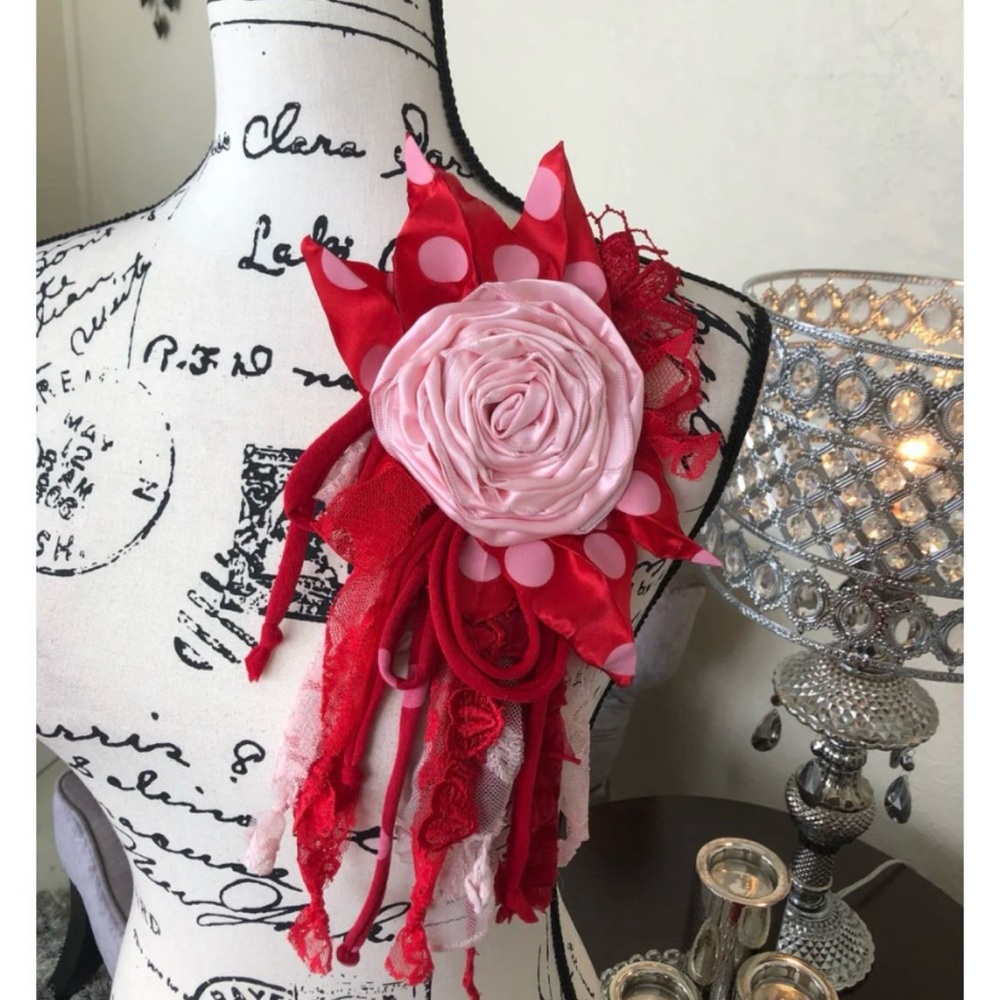 Red and Pink Flower Pin